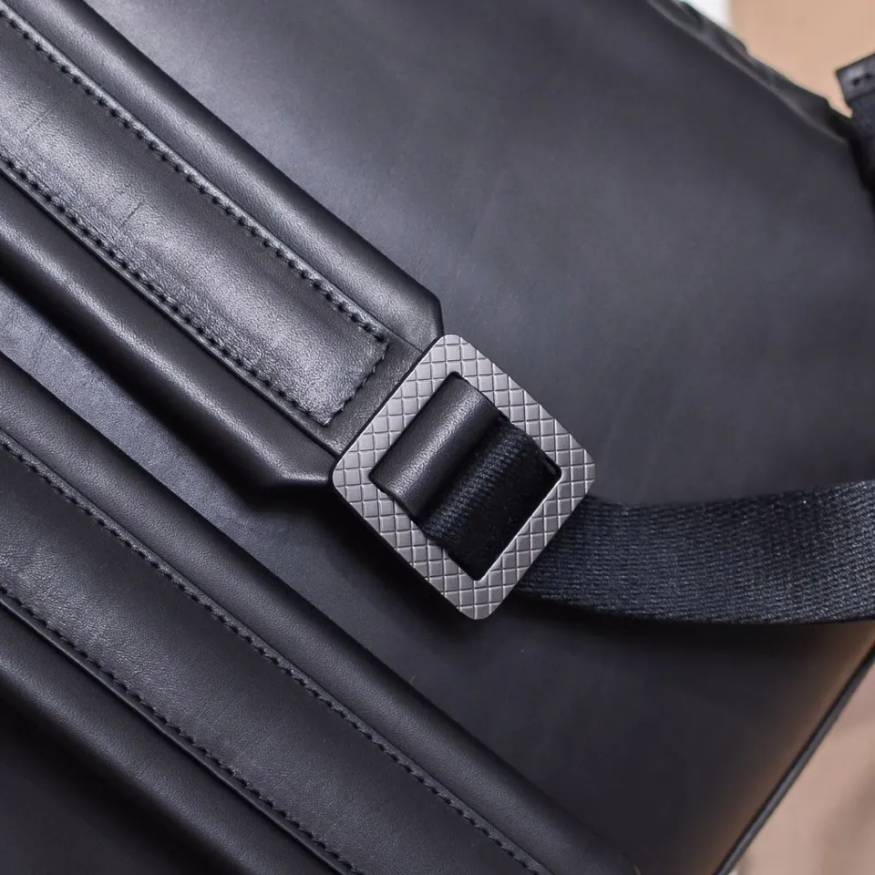 Normal delivery 🎉🎉🎉BOTTEA VENETA Style number: 26405 width Material: Purely hand-woven imported fetal cowhide Specifications: Picture size BVBVBV